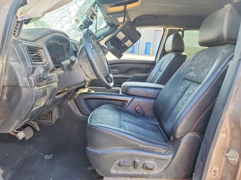 2020 NISSAN TITAN PRO-4X  