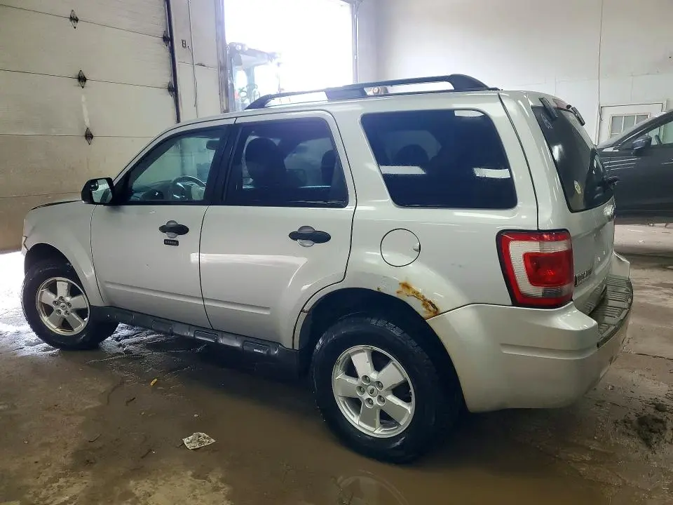 2012 FORD ESCAPE XLT  