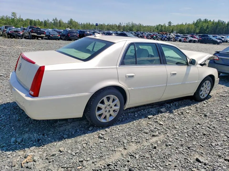2011 CADILLAC DTS PREMIUM COLLECTION  