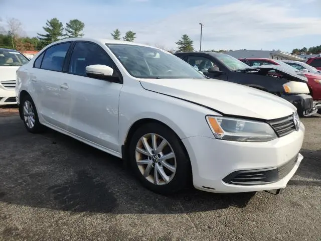 2012 VOLKSWAGEN JETTA SE  