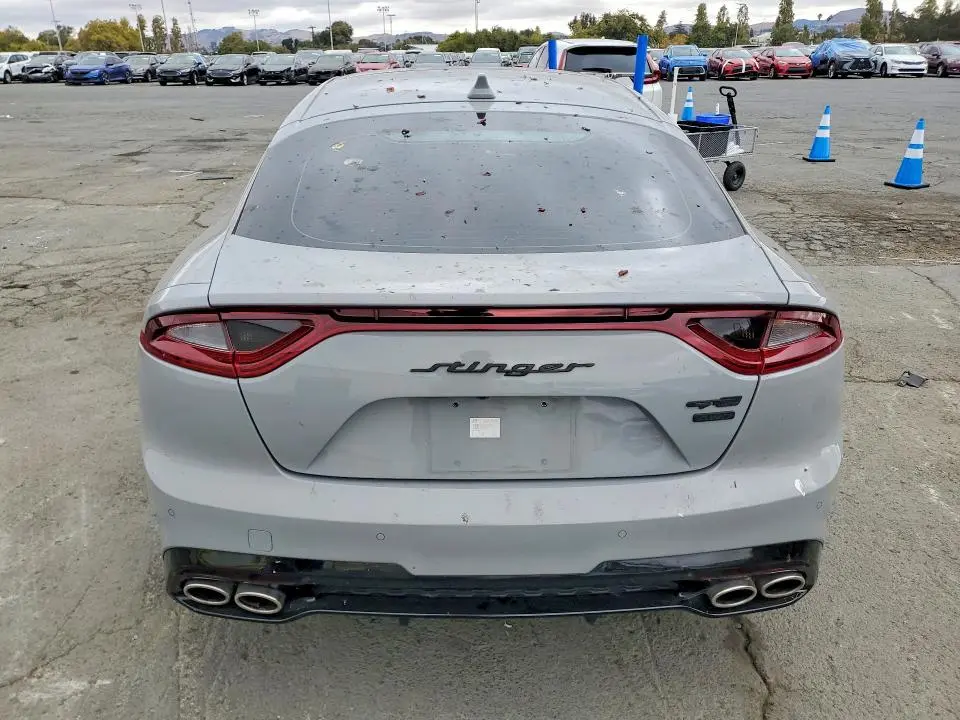 2021 KIA STINGER GT-LINE  