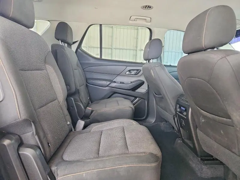 2020 CHEVROLET TRAVERSE LT  