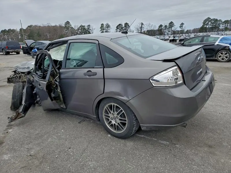 2010 FORD FOCUS SE  