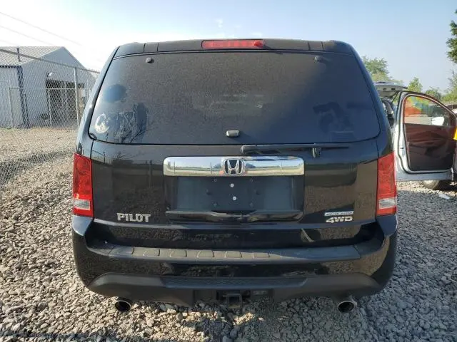 2015 HONDA PILOT SE  