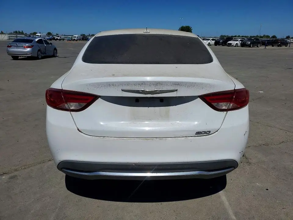 2015 CHRYSLER 200 LIMITED  