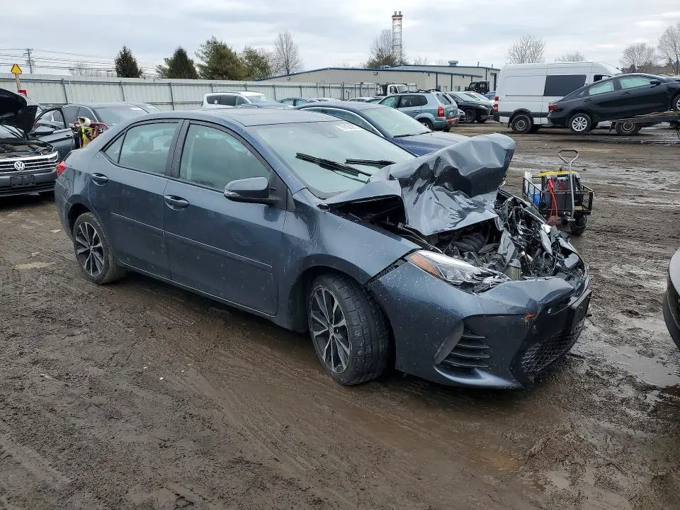 2017 TOYOTA COROLLA XSE  