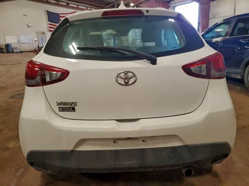 2020 TOYOTA YARIS LE  