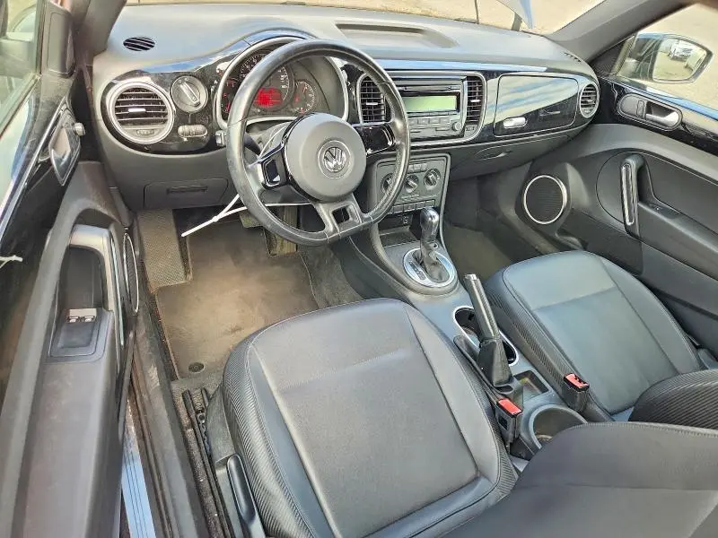 2012 VOLKSWAGEN BEETLE   