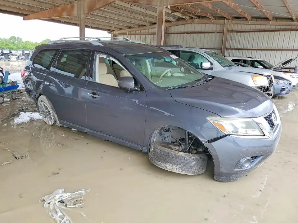 2014 NISSAN PATHFINDER SV  