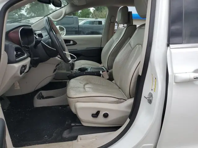 2019 CHRYSLER PACIFICA LIMITED  