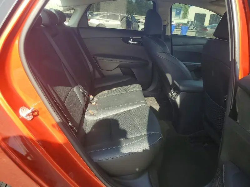 2019 KIA FORTE EX  