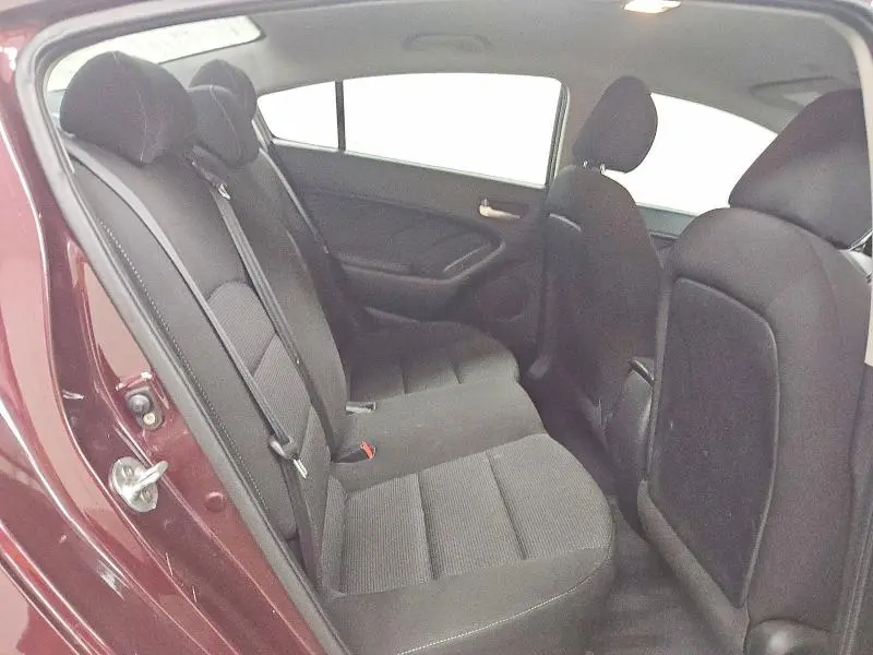 2017 KIA FORTE LX  