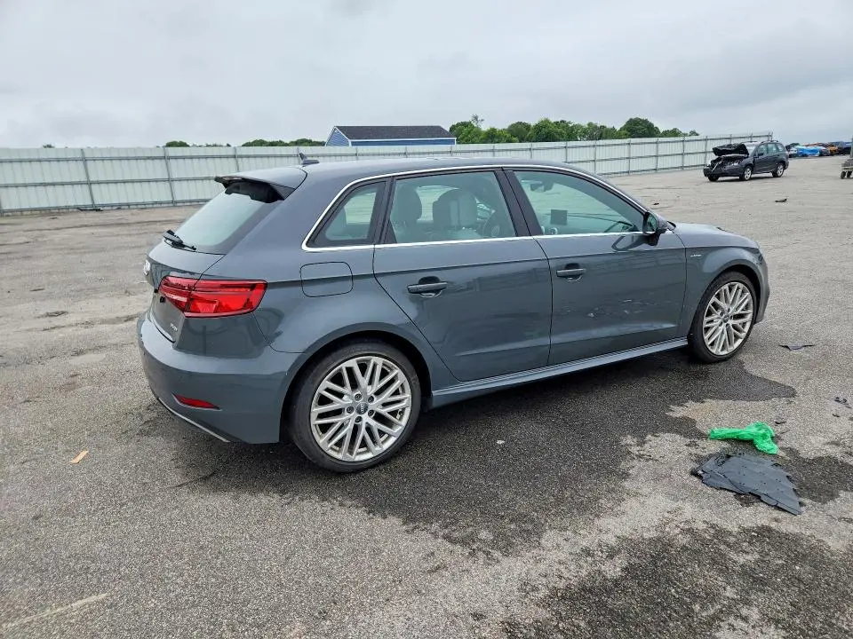 2018 AUDI A3 E-TRON PRESTIGE  