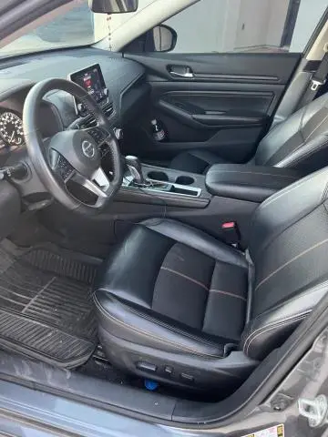 2022 NISSAN ALTIMA SR  