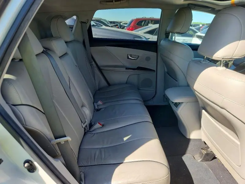 2013 TOYOTA VENZA XLE  
