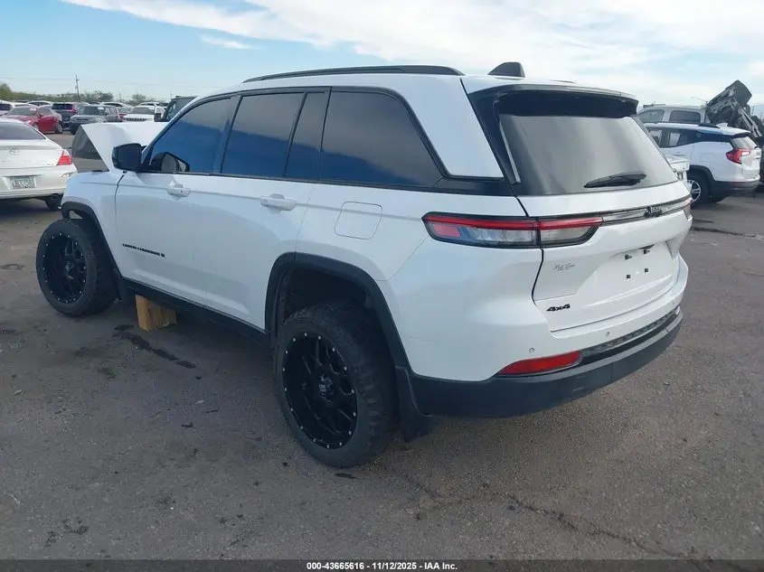 2023 JEEP GRAND CHEROKEE ALTITUDE 4X4