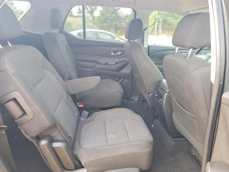 2018 CHEVROLET TRAVERSE LT  