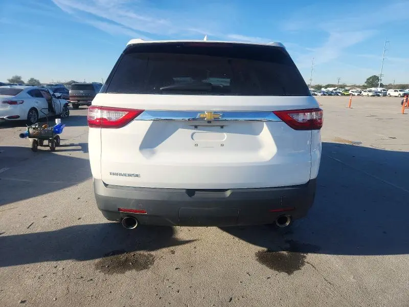 2019 CHEVROLET TRAVERSE LS  