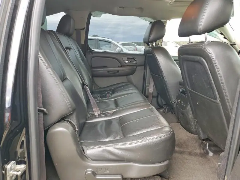 2013 CHEVROLET SUBURBAN K1500 LT  