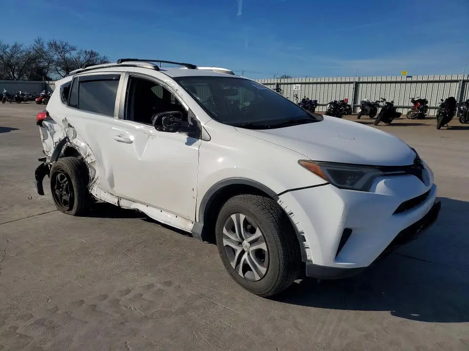 2016 TOYOTA RAV4 LE  