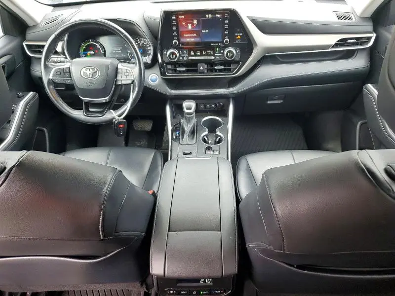 2020 TOYOTA HIGHLANDER HYBRID XLE  