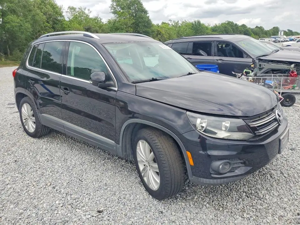2012 VOLKSWAGEN TIGUAN S  