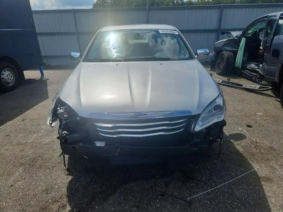 2012 CHRYSLER 200 LIMITED  