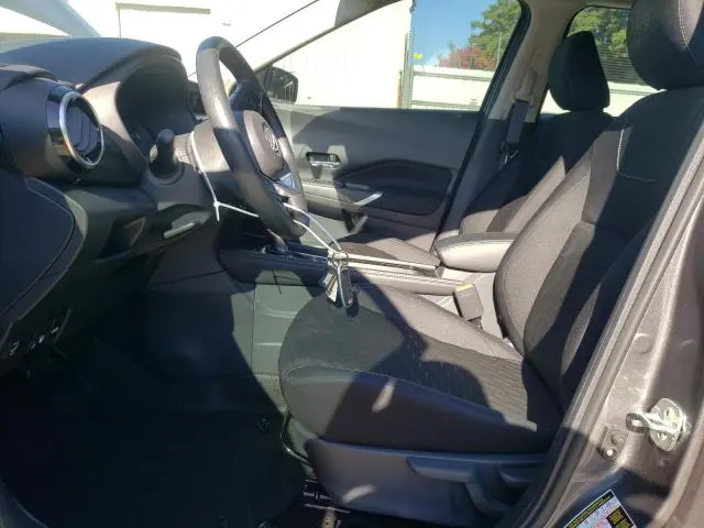2024 NISSAN KICKS SV  