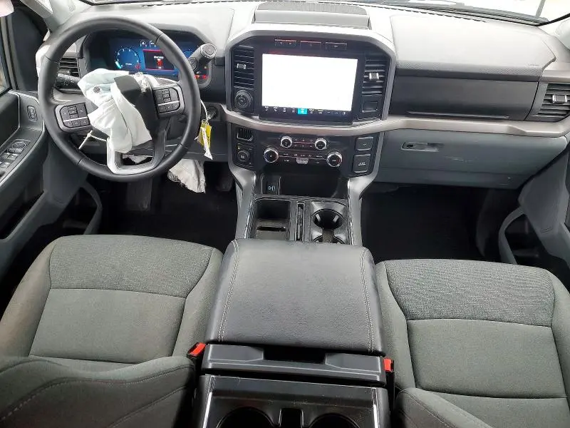 2024 FORD F150 XLT  