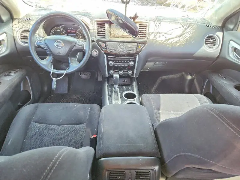 2016 NISSAN PATHFINDER SV  