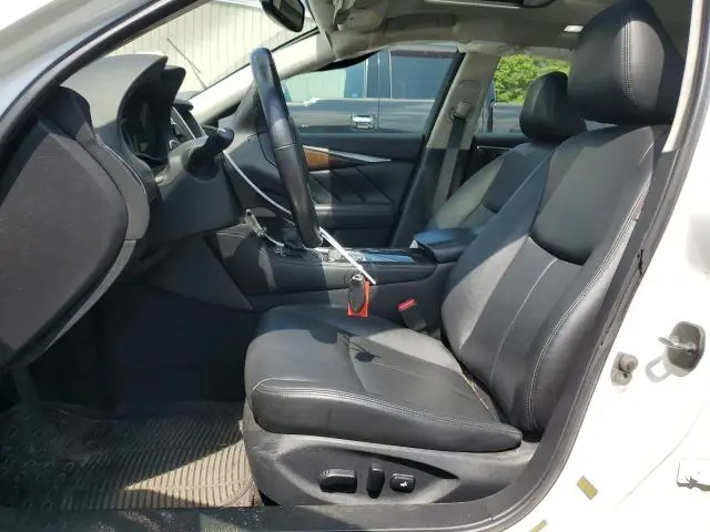 2018 INFINITI Q50 LUXE  