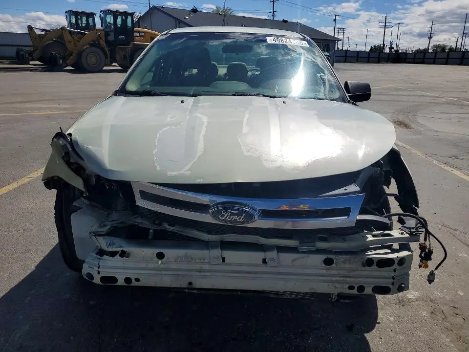 2010 FORD FOCUS SE  