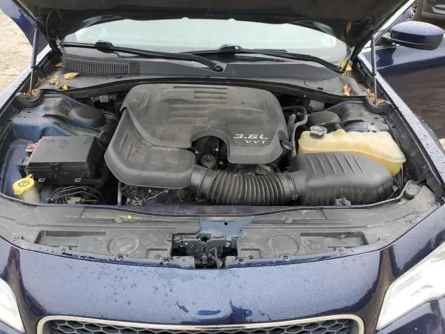 2016 CHRYSLER 300 LIMITED  