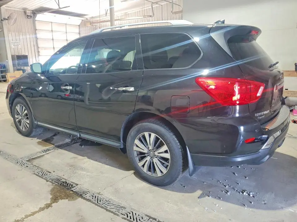 2020 NISSAN PATHFINDER SV  