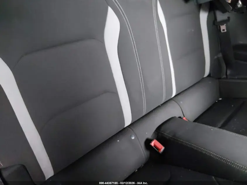 2016 CHEVROLET CAMARO 1LT