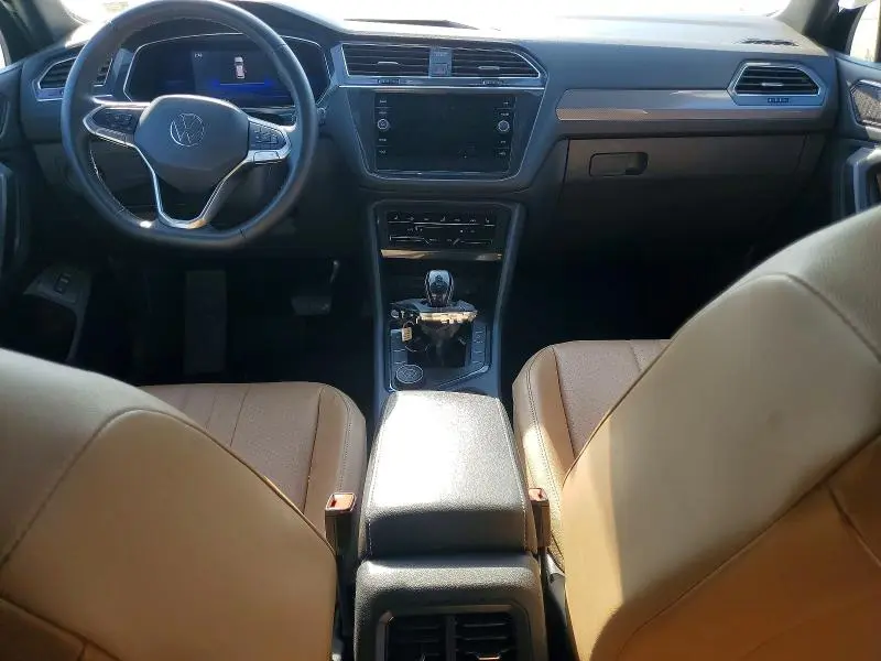 2022 VOLKSWAGEN TIGUAN SE  