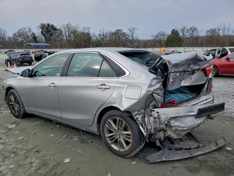 2015 TOYOTA CAMRY LE  