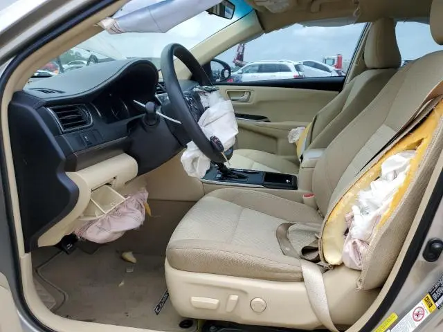 2016 TOYOTA CAMRY LE  