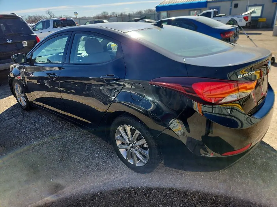 2014 HYUNDAI ELANTRA SE  