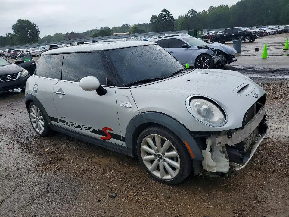 2015 MINI COOPER S  