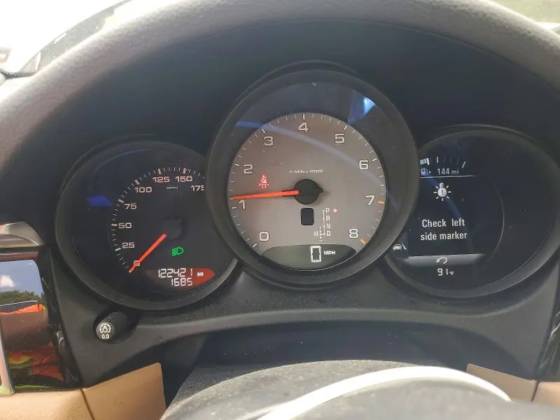 2017 PORSCHE MACAN S  