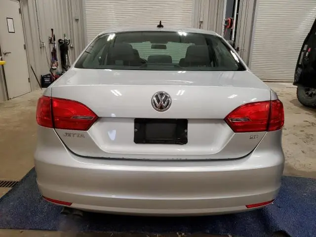 2014 VOLKSWAGEN JETTA SE  