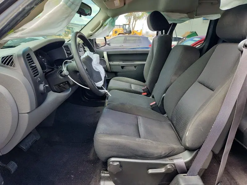 2011 CHEVROLET SILVERADO C1500 LS  