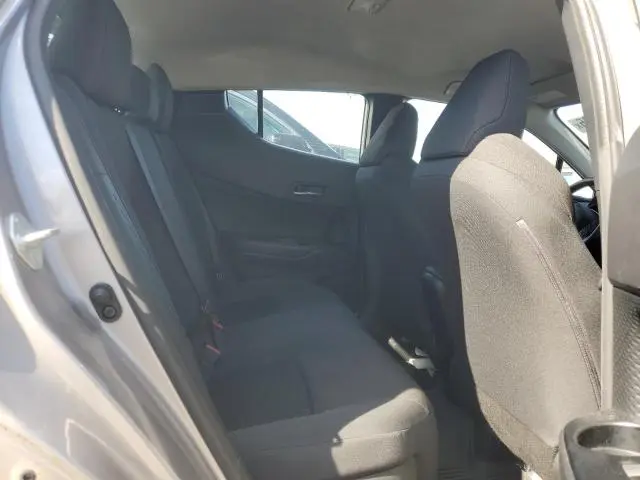 2020 TOYOTA C-HR XLE  