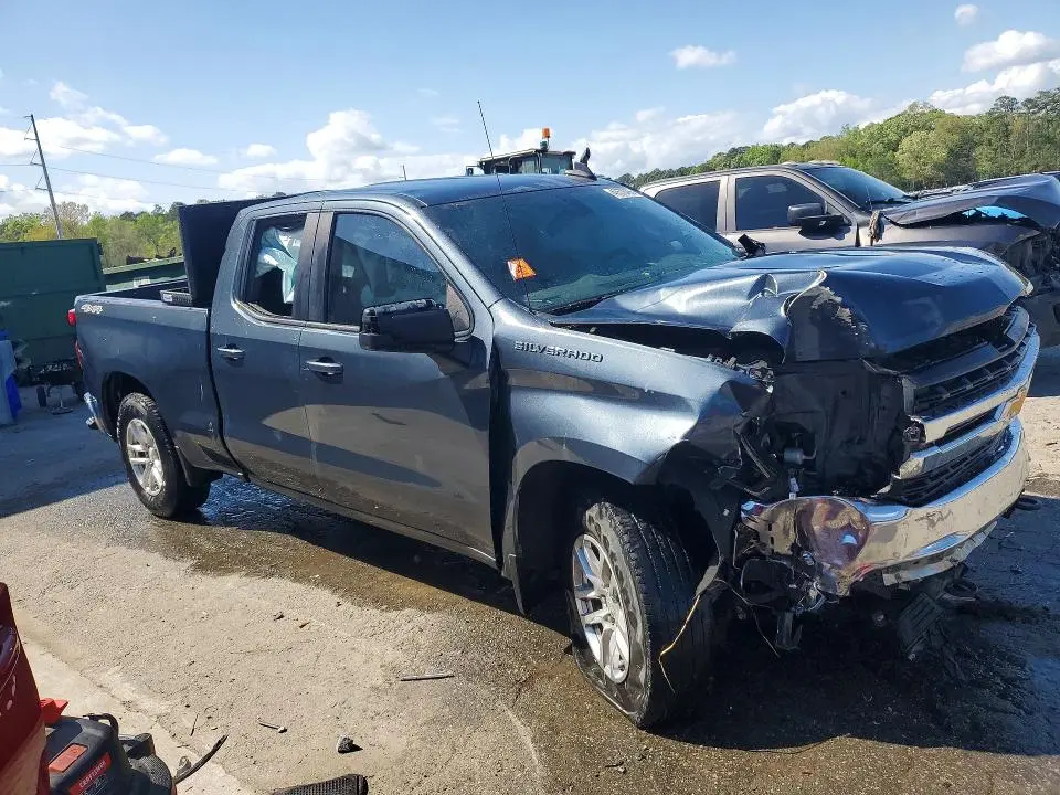 2020 CHEVROLET SILVERADO K1500 LT  