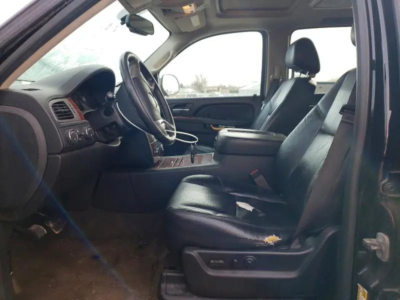 2013 CHEVROLET SUBURBAN K1500 LTZ  