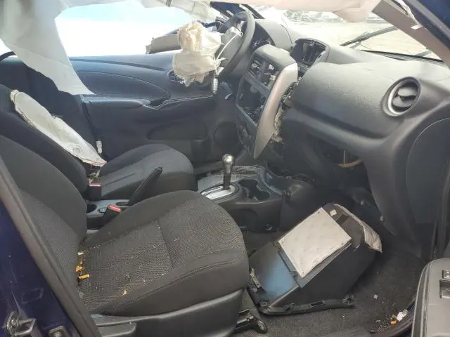 2019 NISSAN VERSA S