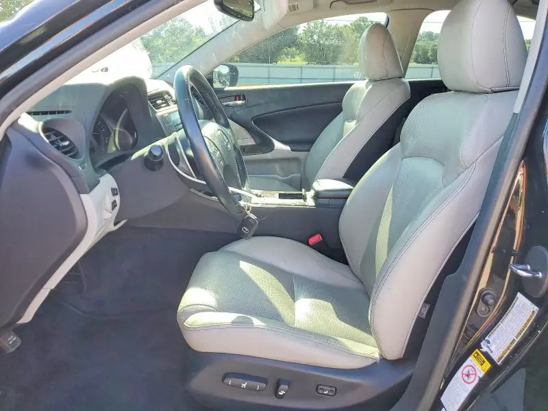 2010 LEXUS IS 250  