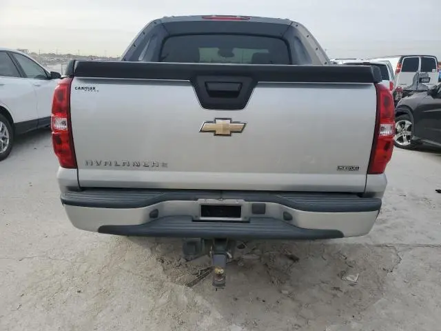2011 CHEVROLET AVALANCHE LS  