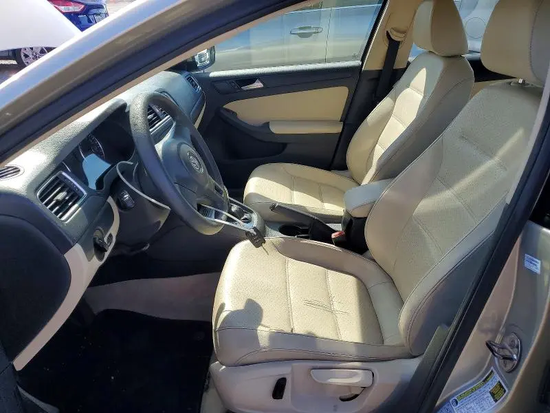 2014 VOLKSWAGEN JETTA SE  